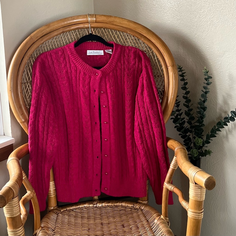 Cardigan sweater